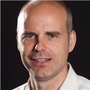 Profesor de contabilidad, economía, finanzas y administración de empresas para todos los niveles, universidad y máster